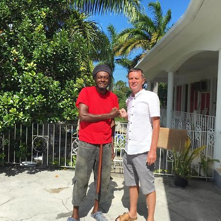 African Symbol Guest House Montego Bay Exterior photo