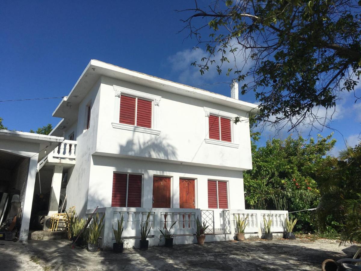 African Symbol Guest House Montego Bay Exterior photo