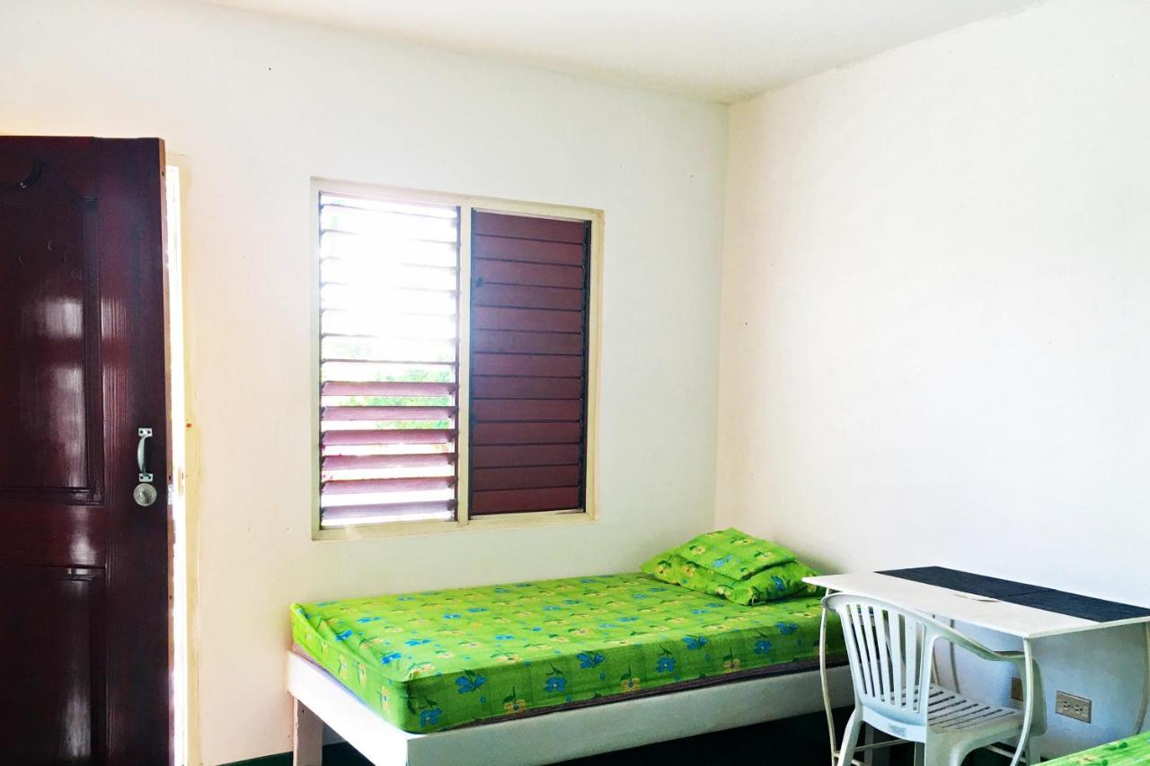 African Symbol Guest House Montego Bay Exterior photo