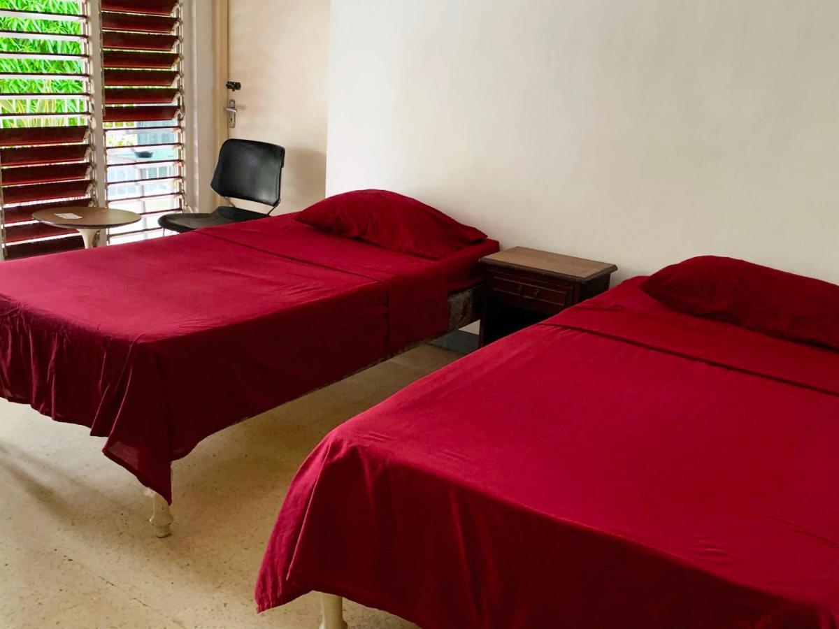 African Symbol Guest House Montego Bay Exterior photo